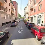 Regina In Bocconi Apartamento Milão