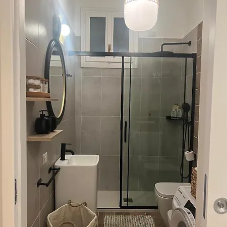 Regina In Bocconi Apartman Milánó
